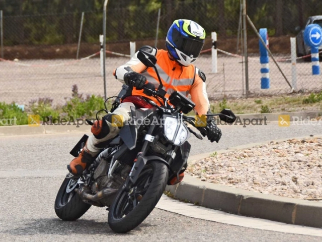 Ktm 390 duke mới lộ diện với nhiều thiết kế sắc nét và nhiều tính năng mới - 2