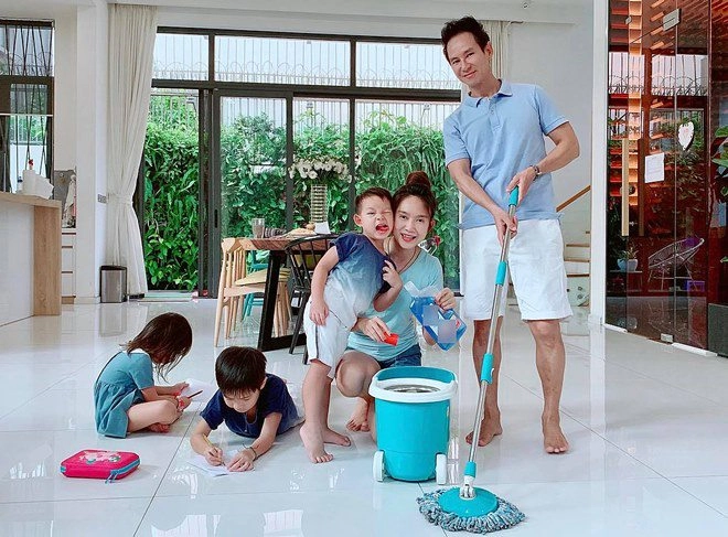 Lý hải bị nghi bí mật có con thứ 5 bà xã thừa nhận bé gọi hà bằng mẹ - 11