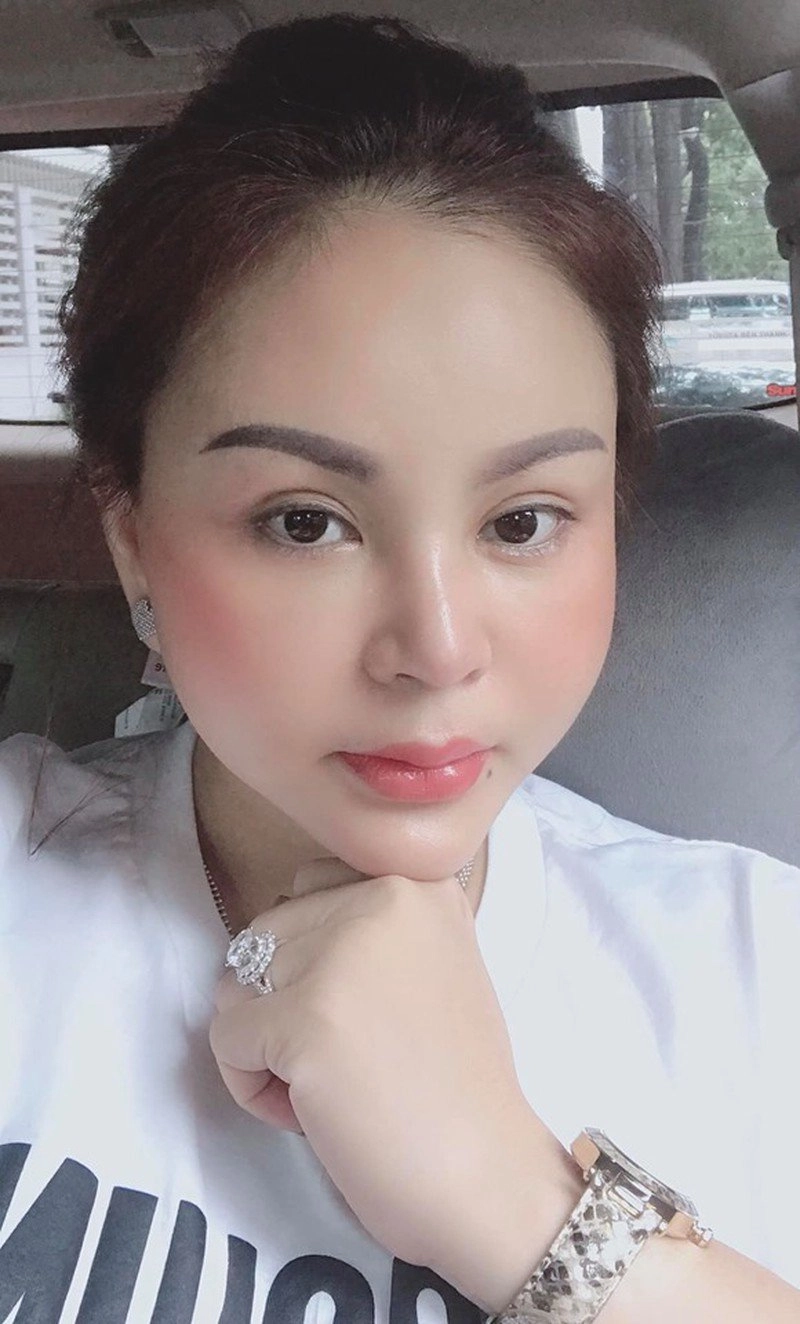 Níu tuổi xuân bằng 20 lần dao kéo lê giang vẫn khó tránh khỏi khuyết điểm làn da tuổi u50 - 6
