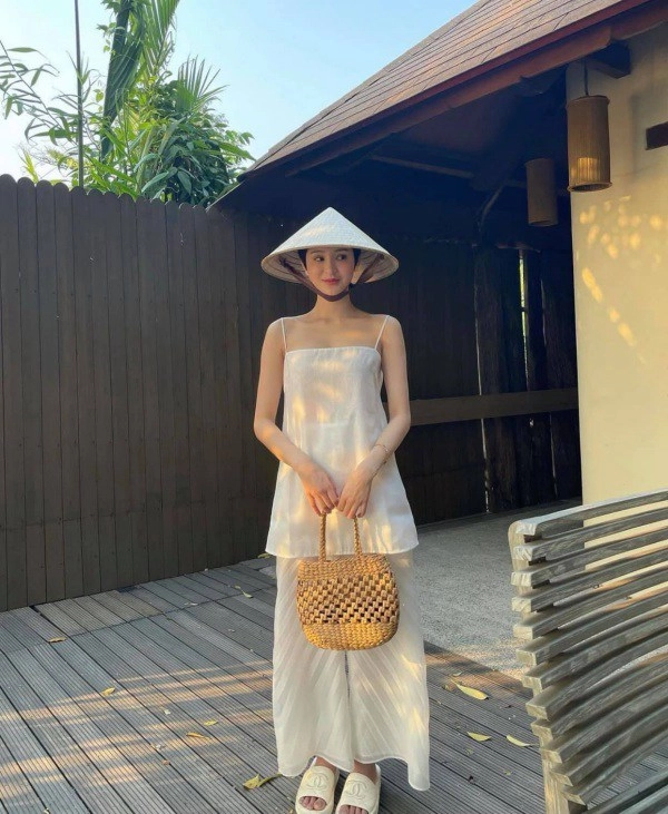 Nữ ca sĩ không ngại thẩm mỹ vẻ ngoài như búp bê đúng chuẩn nữ hoàng dao kéo - 3