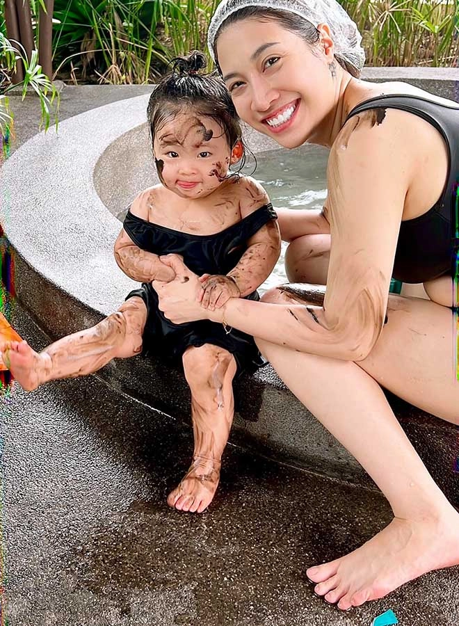 Sinh con với giám đốc hàn quốc pha lê nuôi con sang chảnh 1 tuổi chốt đơn vòng 3 tỷ - 9