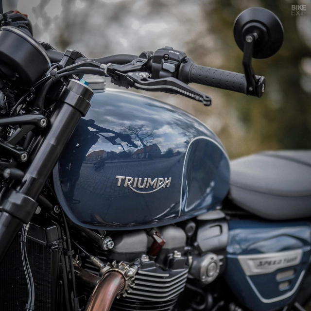 Triumph speed twin độ của nghệ sĩ điêu khắc ram katzir - 9