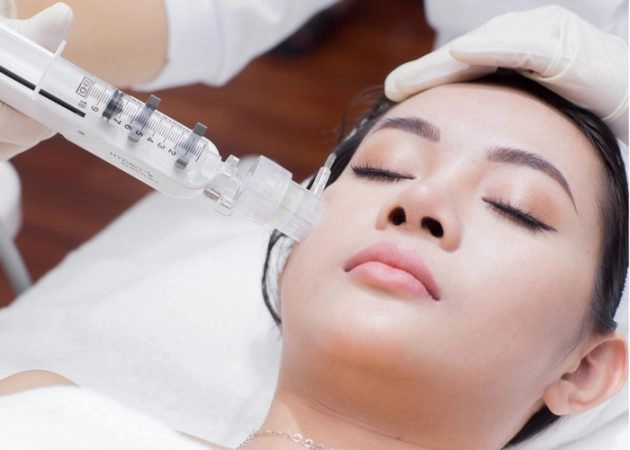 Trước khi xinh đẹp diệp lâm anh từng làm công chúng không nhận ra vì mặt sưng phù - 24