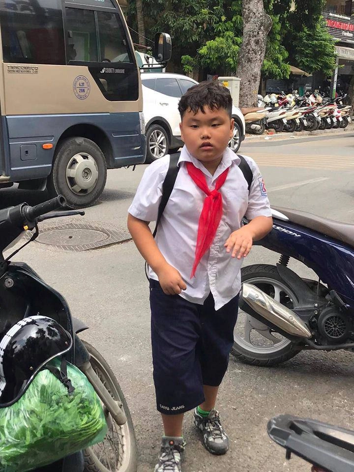 2021 không được đi khai giảng bi béo con trai xuân bắc gây chú ývới diện mạo hiện tại - 7