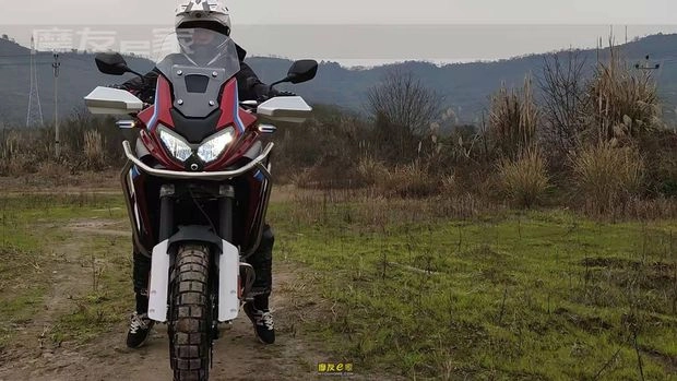 Bản sao honda africa twin xuất hiện tại trung quốc - 4