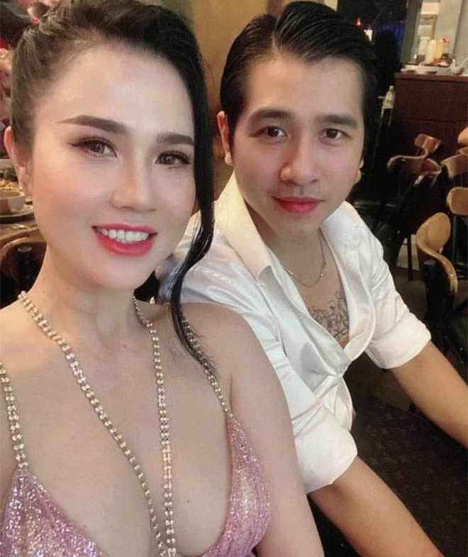 Bé gái cùng huyết thống với ngọc trinh 19 tháng đã có đặc điểm giống nữ hoàng nội y - 5