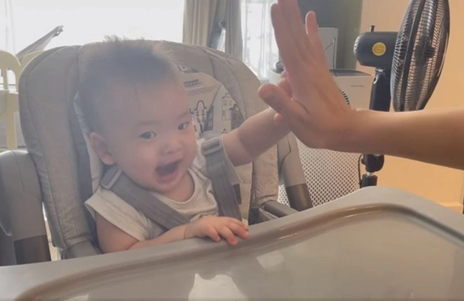 Bé trai được mai mối cho lisa giờ thông minh hồ ngọc hà liền khen hết lời - 2