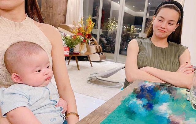 Bé trai được mai mối cho lisa giờ thông minh hồ ngọc hà liền khen hết lời - 5