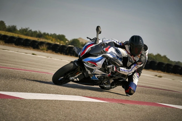 Bmw m1000rr ra mắt tại ấn độ với giá từ 13 tỷ đồng - 1