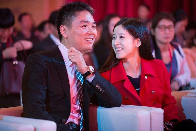 Chồng đại gia quan hệ với nữ sinh hotgirl trà sữa âm thầm ly hôn làm mẹ đơn thân - 1