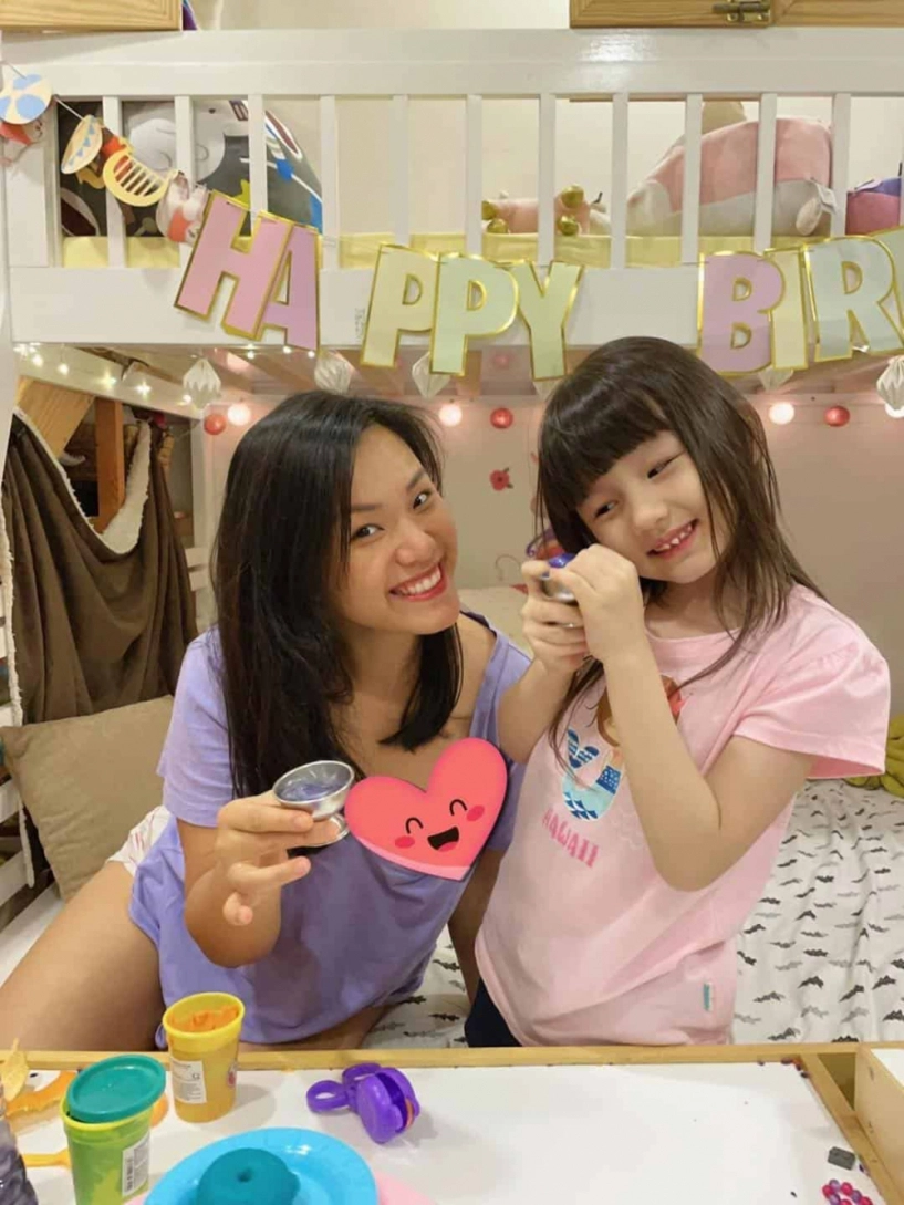 Con gái lai tây của phương vy idol lớn phổng phao gương mặt xinh như mỹ nhân - 3