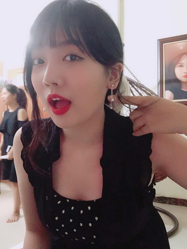 Em gái út của hari won ngày càng xinh đẹp vóc dáng quyến rũ đẫy đà hơn cả chị - 8