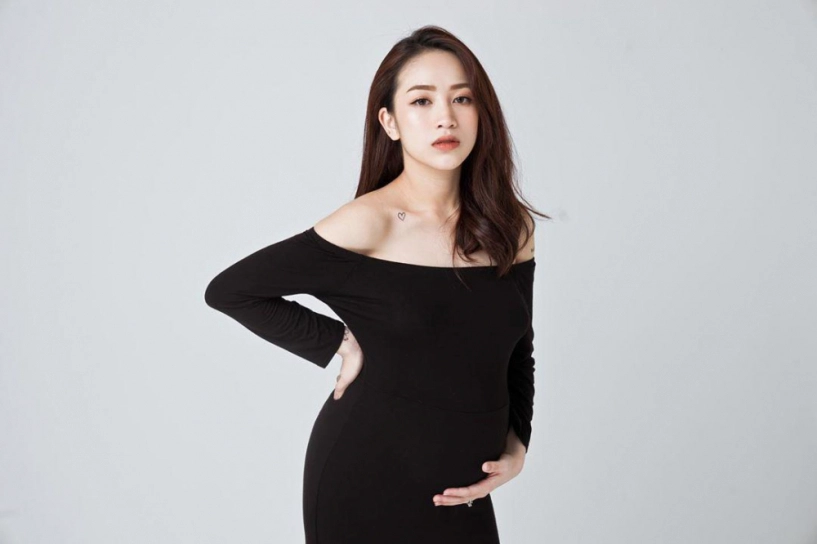 Hiếm hoi ái nữ minh nhựa diện bikini khoe dáng sau sinh hút bộn like không thua mẹ kế - 3