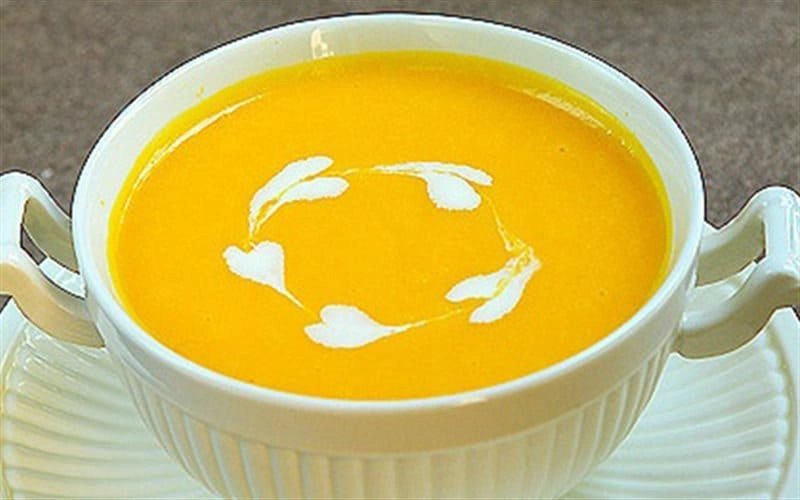 Hướng dẫn 3 cách nấu súp bí đỏ cho bé đơn giản giàu dinh dưỡng - 1