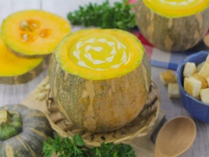 Hướng dẫn 3 cách nấu súp bí đỏ cho bé đơn giản giàu dinh dưỡng - 2