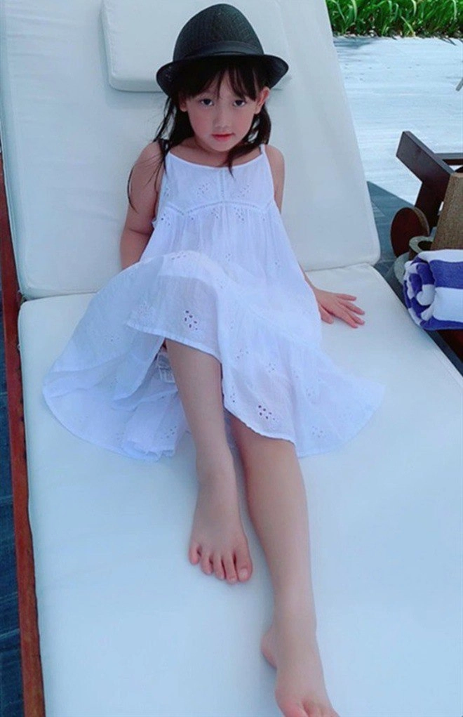 Huyền baby thả dáng bỏng mắt trong biệt phủ 80 tỷ làm mẹ 2 con vừa nhàn vừa sang - 10