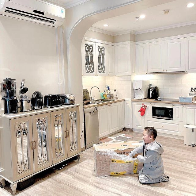 Làm mẹ đơn thân ly kute được khen khuôn mặt ngày càng đẹp phúc hậu nhiều tiền con lại ngoan - 9