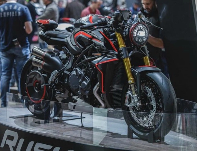 Mv agusta rush 1000 chuẩn bị ra mắt vào tháng 6 - 6