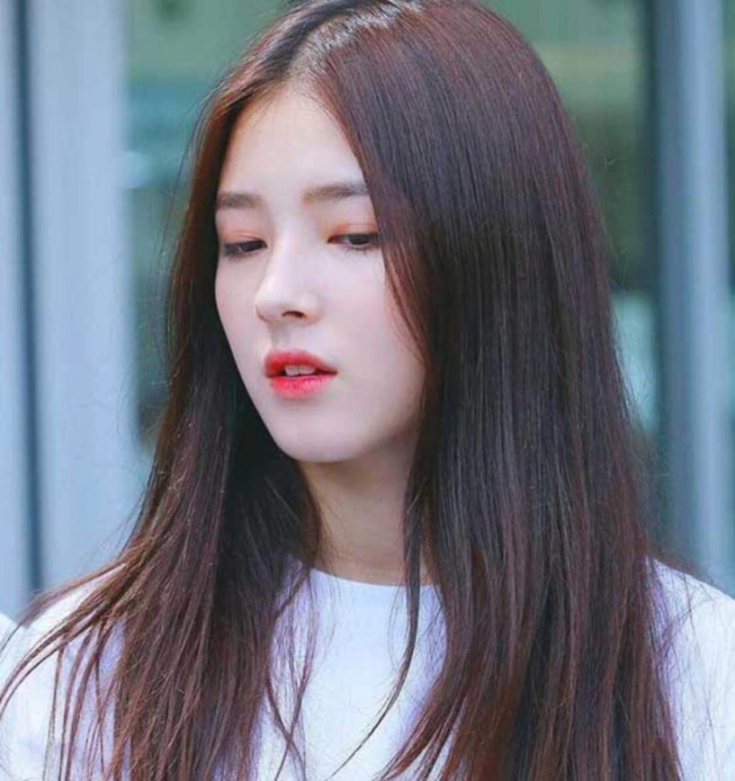 Nâng tầm nhan sắc nàng trẻ trung tươi tắn nhờ diện những màu tóc nâu ánh tím sành điệu - 9