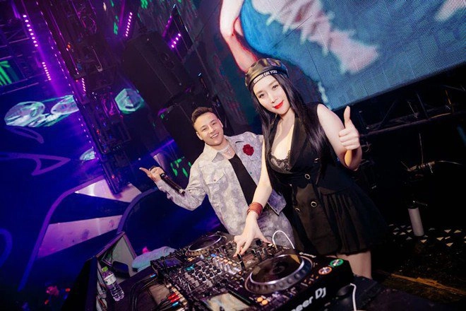Ngày chăm con tối đi vũ trường cảnh làm mẹ của 3 dj việt nóng bỏng lại quá khác nhau - 6