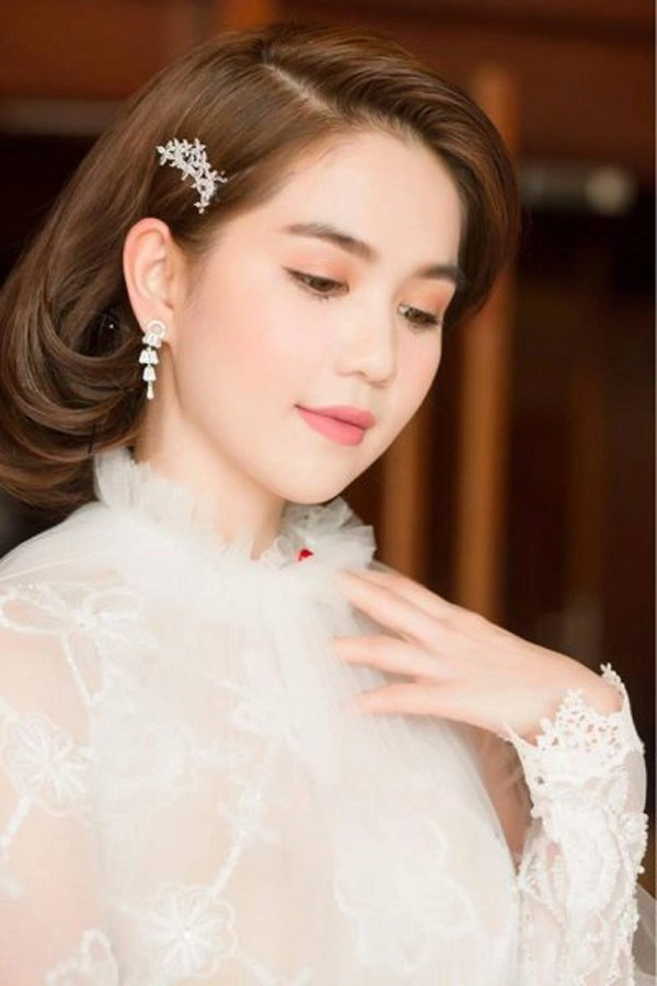 Ngọc trinh xuất hiện với gương mặt chảy máu chuyện gì thế này - 15