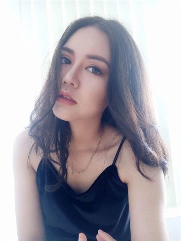 Nhung nguoi phu nu mang mat quy hoa thien than nho phau thuat tham my - 22