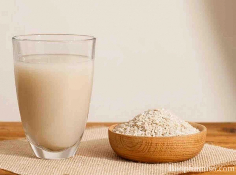 Sở hữu mái tóc suôn mềm chắc khỏe không khó nhờ bí quyết ủ tóc bằng nước gạo siêu dễ - 3