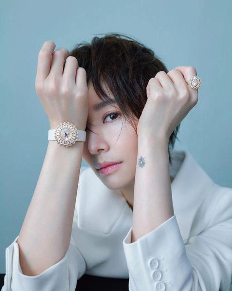 Bao năm làm nàng thơ tóc dài bên hoắc kiến hoa lâm tâm như bất ngờ cắt tóc tomboy - 2