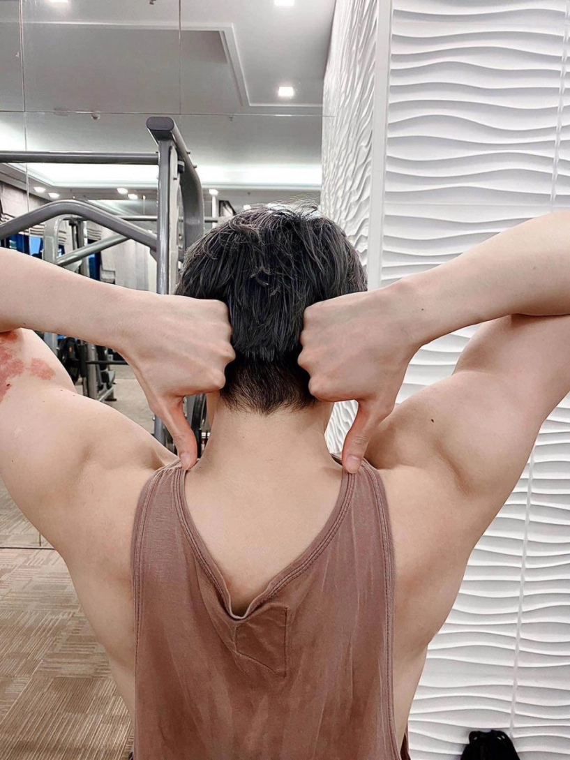Đẹp đôi chưa đủ mai phương thúy-noo phước thịnh còn đồng điệu ở khoản mê rèn luyện vóc dáng - 7