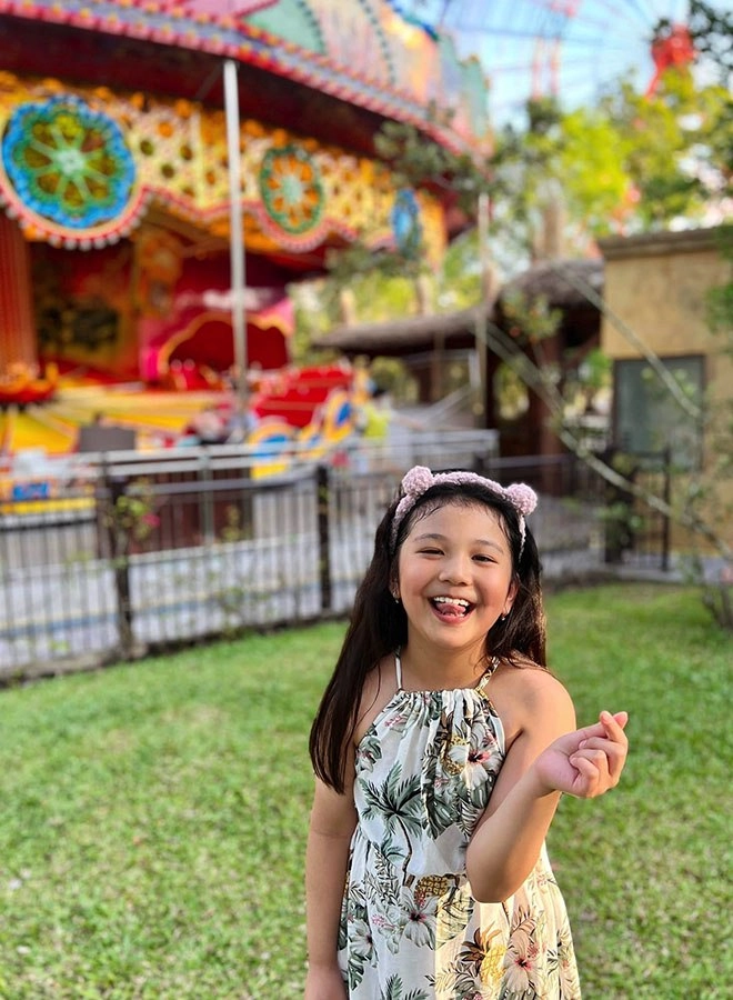 Jennifer phạm quá viên mãn 3 con với chồng đại gia đều đẹp trai xinh gái chuẩn gen hoa hậu - 2
