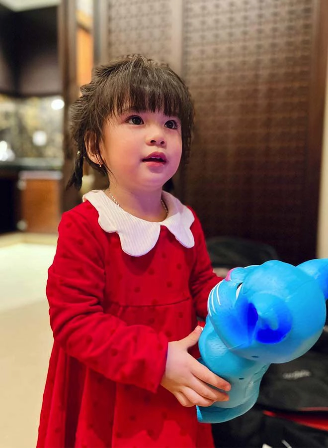 Jennifer phạm quá viên mãn 3 con với chồng đại gia đều đẹp trai xinh gái chuẩn gen hoa hậu - 13