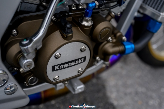 Kawasaki serpico 150 khẳng định đẳng cấp bằng hàng loạt đồ chơi khủng - 1