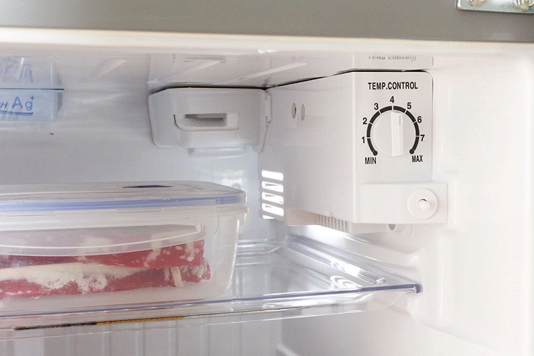 Kiểm tra chỗ này trong tủ lạnh ngay nếu không muốn vừa tốn tiền điện vừa hư hết thức ăn - 2