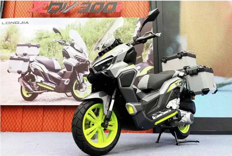 Longjia xdv 300i ra mắt cạnh tranh với honda adv 350 - 4