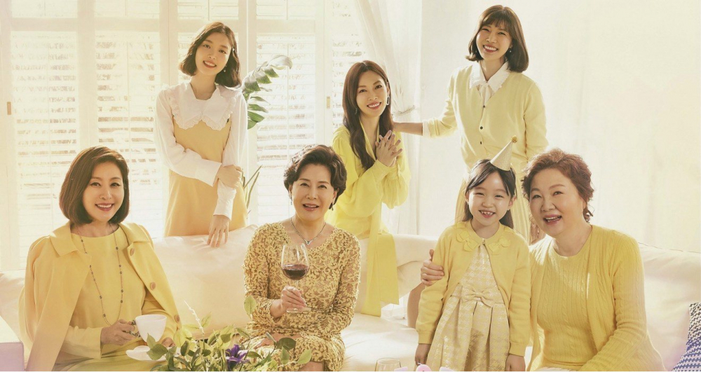 Mặc đẹp miễn chê nhưng khoản make-up vân trang của thương ngày nắng về quá hiền so với bản gốc - 1
