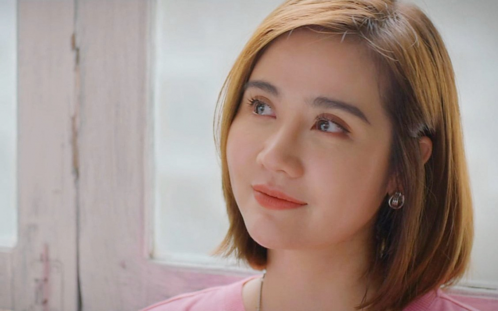 Mặc đẹp miễn chê nhưng khoản make-up vân trang của thương ngày nắng về quá hiền so với bản gốc - 7