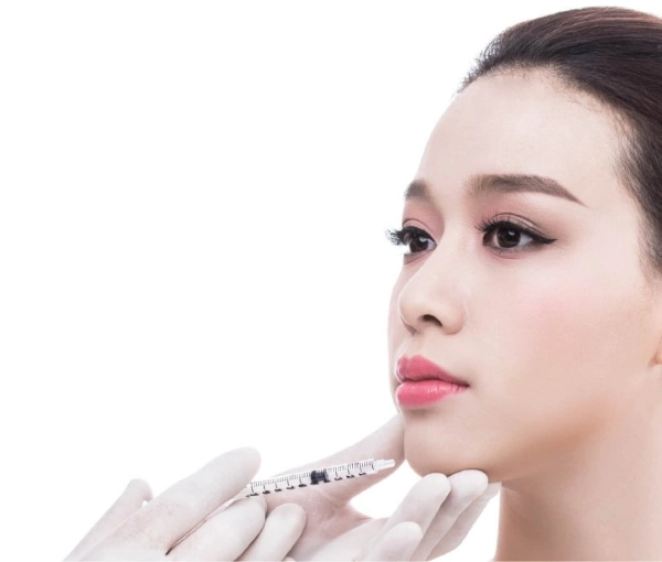 Mê tiêm filler giá rẻ nhiều chị em đối mặt hậu quả rùng mình mặt sưng mũi mưng mủ - 13