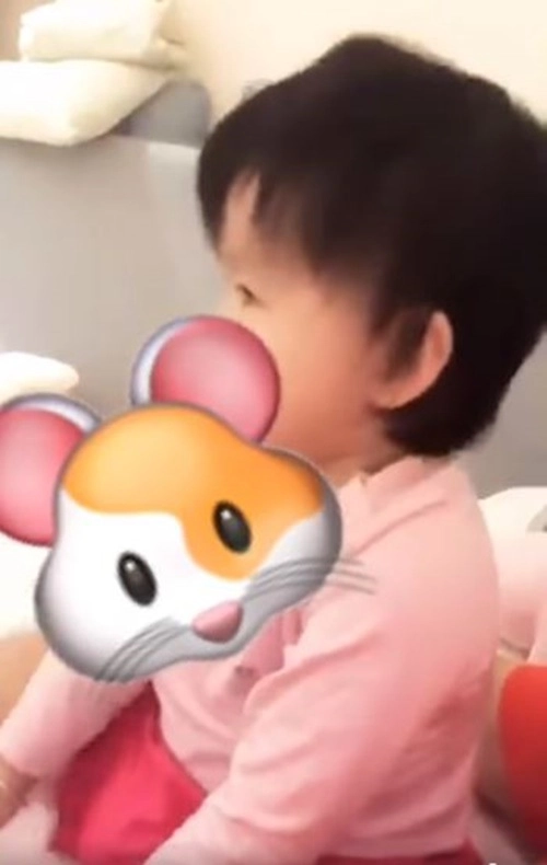 Phương chanel cố tình giấu quách ngọc ngoan lại để lộ mặt con gái bà mẹ liền có động thái - 3