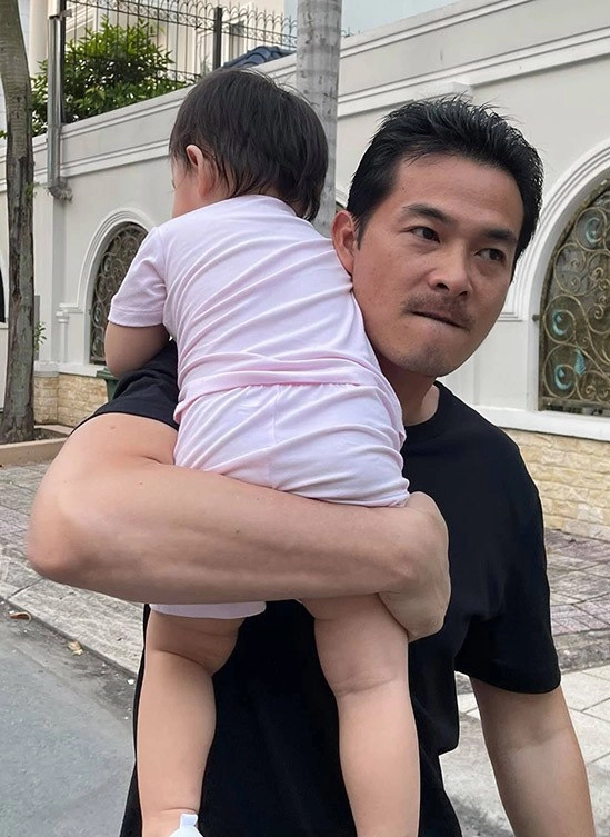 Phương chanel cố tình giấu quách ngọc ngoan lại để lộ mặt con gái bà mẹ liền có động thái - 8