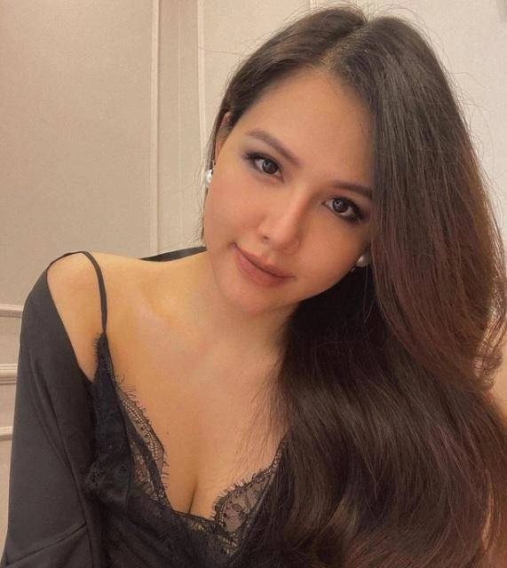 Sinh con cho tổng giám đốctập đoàn nghìn tỷ phanh lee bỉm sữa vừa sang vừa đẹp - 3