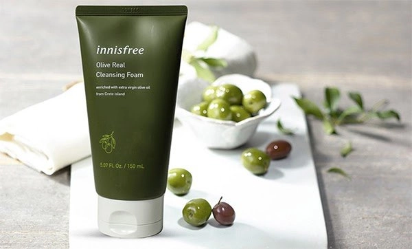 Top 10 sữa rửa mặt cho da khô mụn nhạy cảm an toàn được tin dùng nhất hiện nay - 3