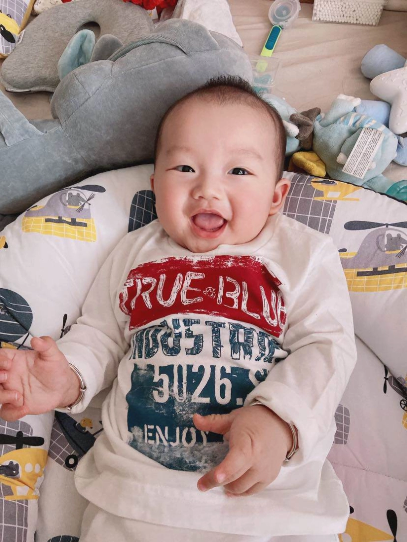 Tủi thân vì chăm con ốm ở séc mỹ nhân sóc trăng được mạc hồng quân lập tức chuyển tiền - 6