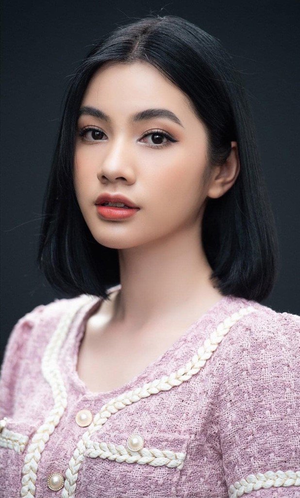 Từng bị bóc photoshop bóp mặt ảo bồ trẻ chồng cũ lệ quyên vẫn tự tin khoe mũi hàng real - 2