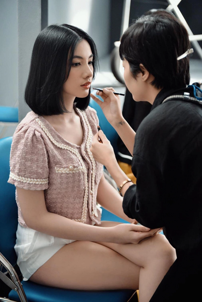 Từng bị bóc photoshop bóp mặt ảo bồ trẻ chồng cũ lệ quyên vẫn tự tin khoe mũi hàng real - 3