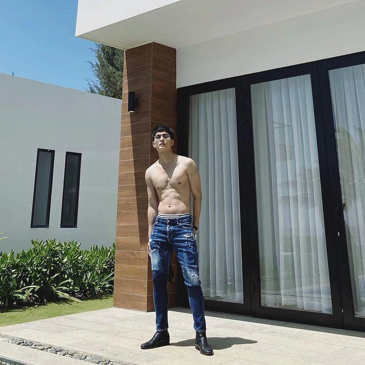 Body 6 múi của các phi công hot nhất vbiz đẹp trai có thừa vạm vỡ cũng dư - 5