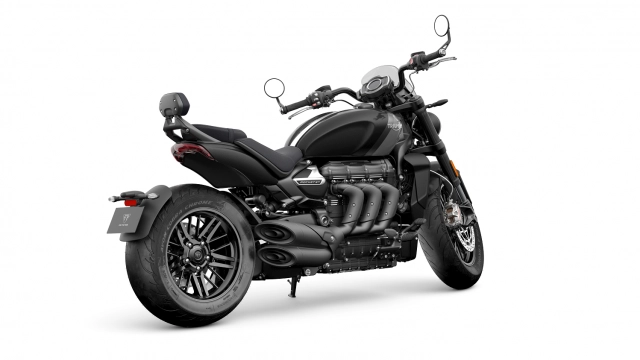 Chi tiết triumph rocket 3 gt triple black sẽ ra mắt vào đầu tháng 4 - 12