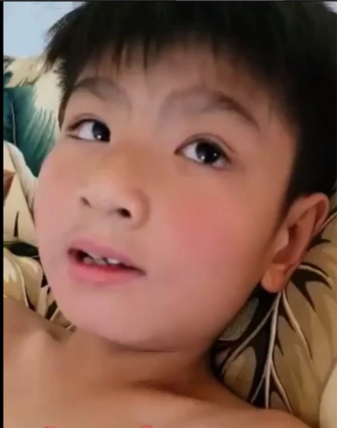 Đơn thân nuôi con chậm phát triển 9 năm ở mỹ nguyễn hồng nhung xúc động bé biết gọi mẹ - 1