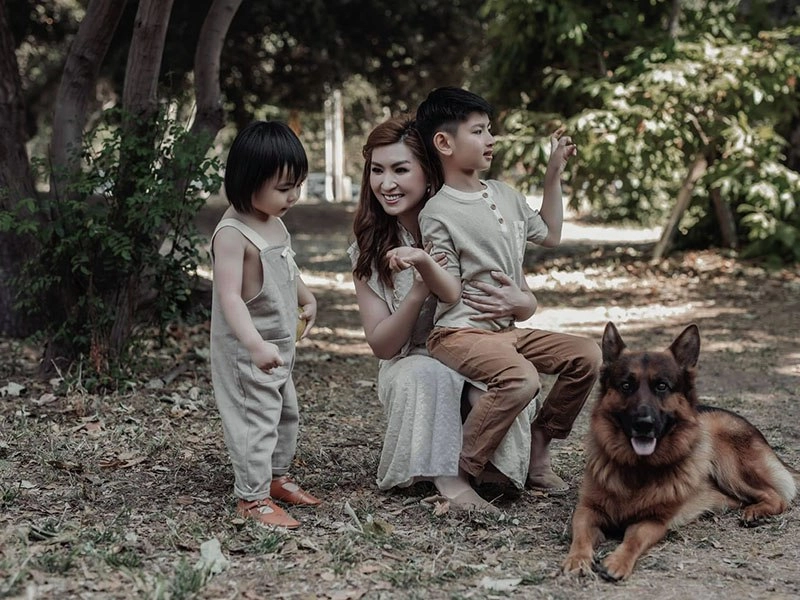 Đơn thân nuôi con chậm phát triển 9 năm ở mỹ nguyễn hồng nhung xúc động bé biết gọi mẹ - 5