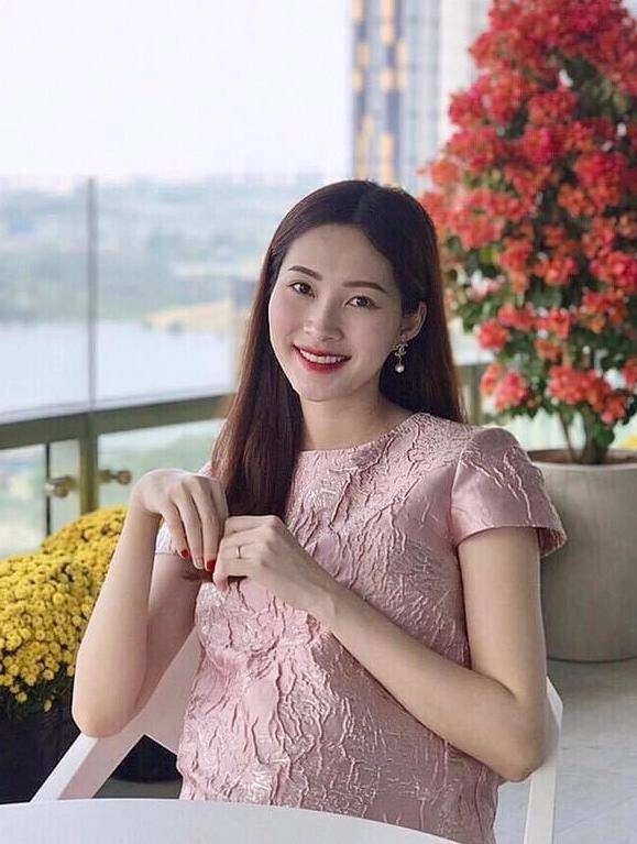 Hoa hậu nhan sắc đẹp như thần tiên tin đồn thẩm mỹ chưa kịp chớm đã bị dập nhanh - 13