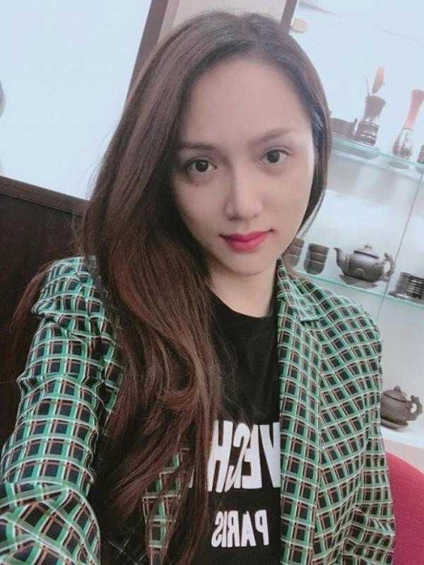 Hương giang xinh đẹp và đổi vận nhờ tuyên bố chỉnh sửa một điểm trên mặt - 3